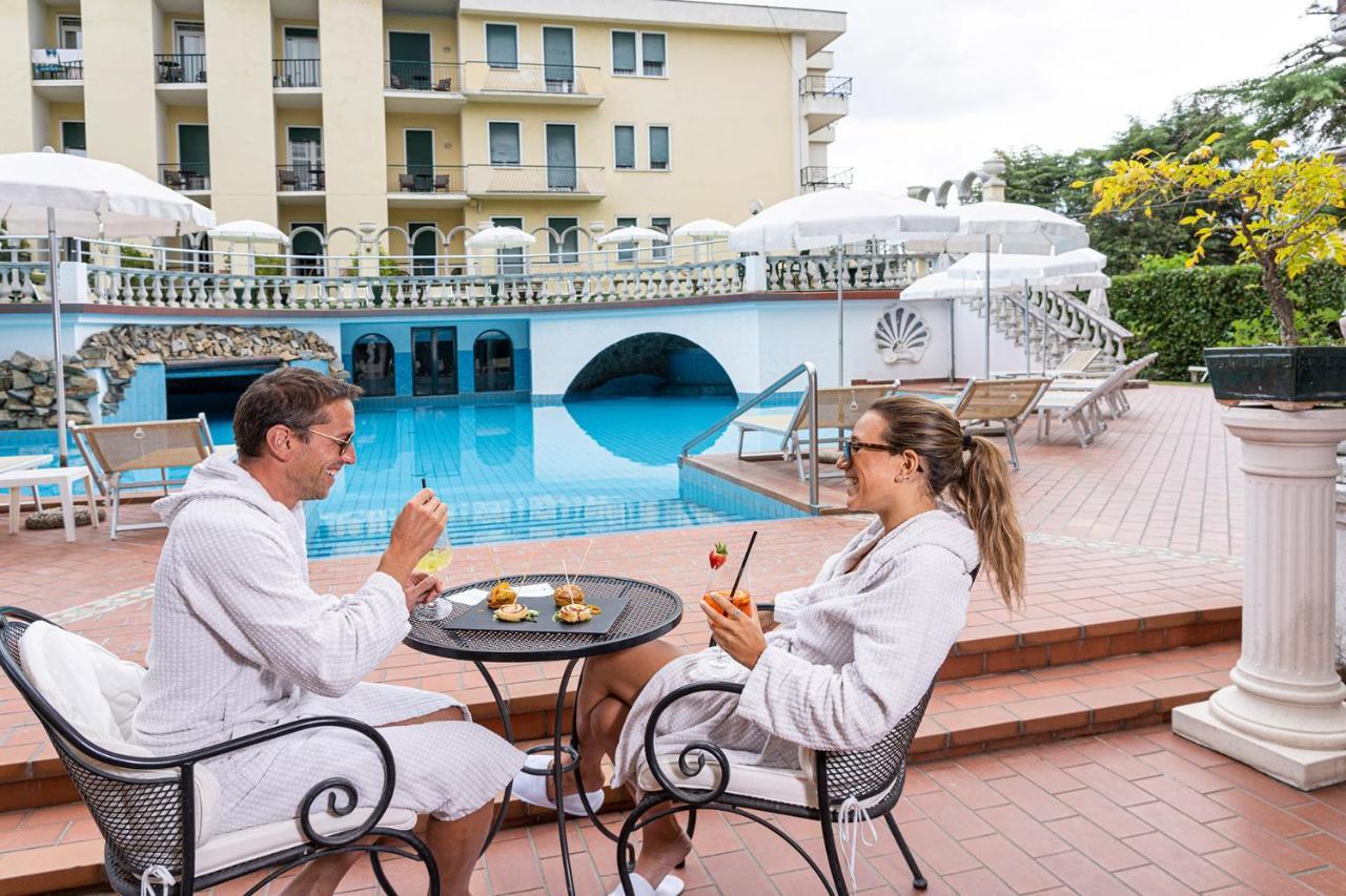 Hotel Terme Olympia มอนเตกรอตโต แตร์เม ภายนอก รูปภาพ